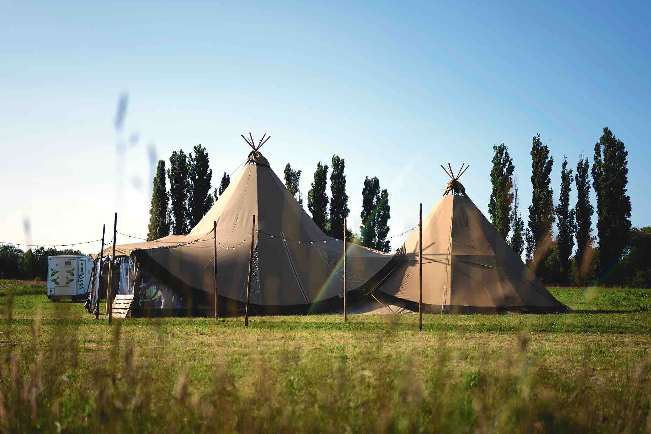 stratus-tipi-telte-fest-luksustelte