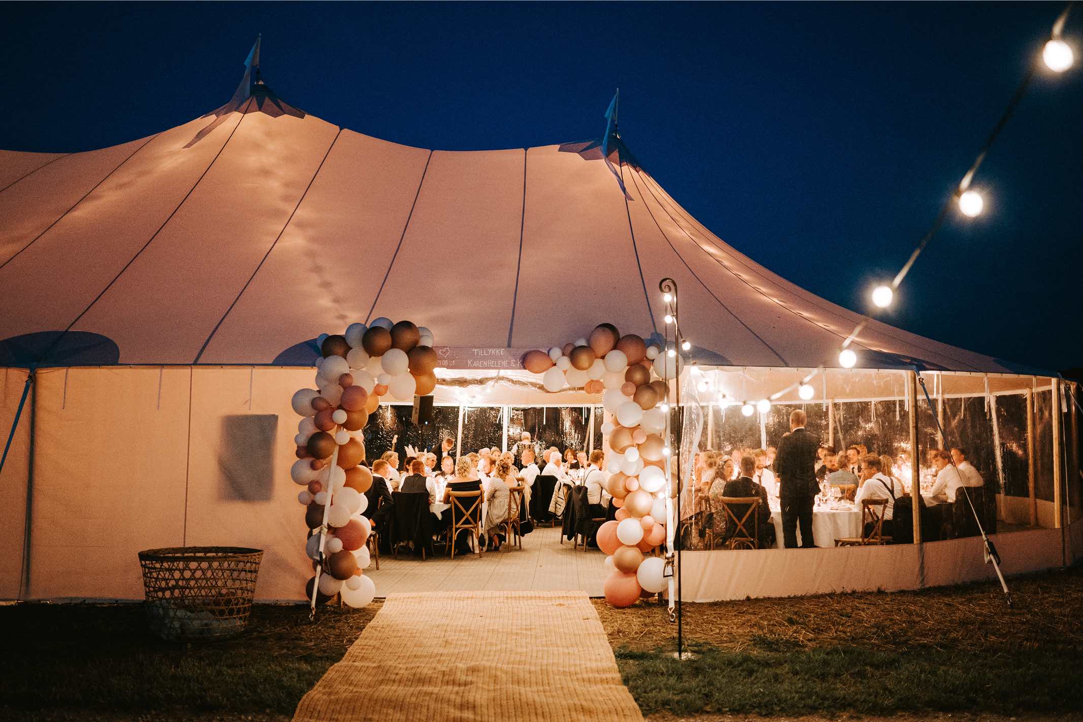 ballon-indgang-bryllup-i-telt